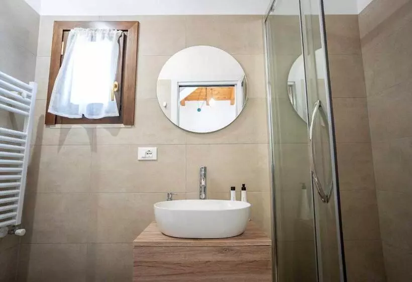 Aamiaismajoitus (B&B) G&b Suite