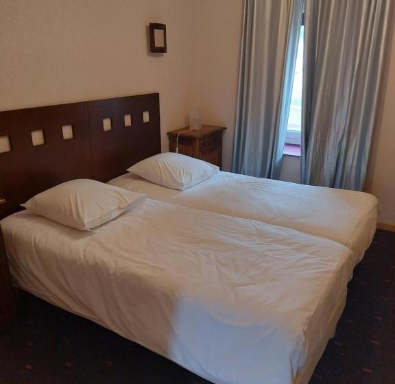 مبيت وإفطار La Table Du Pic