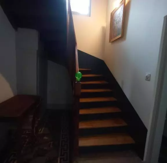 Aamiaismajoitus (B&B) Les Coulisses Du Château