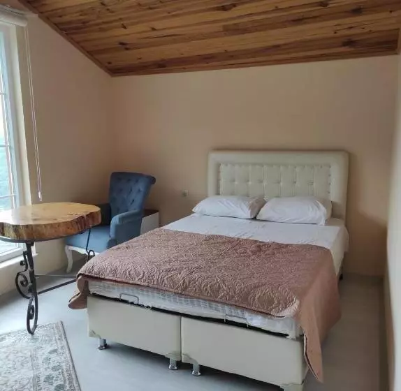 ベッドアンドブレックファースト Mahura Garden Bungalove