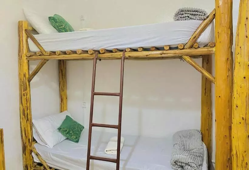 Aamiaismajoitus (B&B) Tizaou Guest House