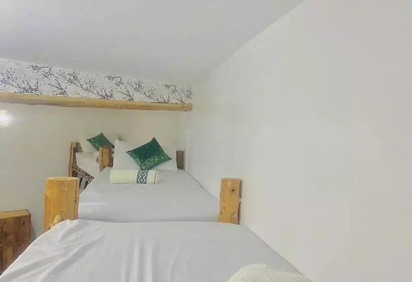 Aamiaismajoitus (B&B) Tizaou Guest House