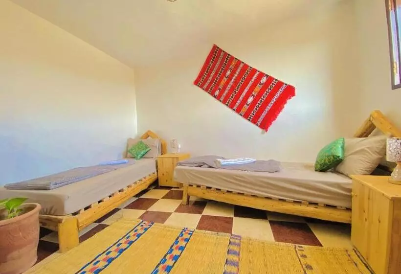 Aamiaismajoitus (B&B) Tizaou Guest House