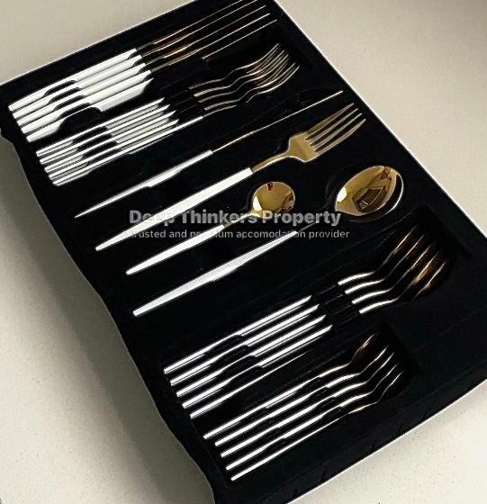 فندق Deep Thinkers Property