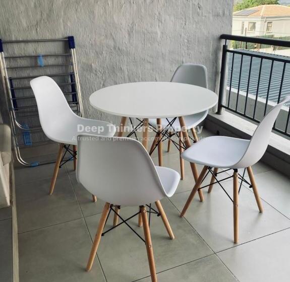 فندق Deep Thinkers Property