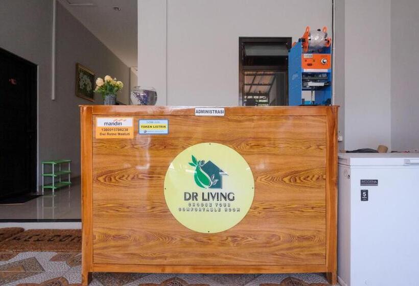 فندق Dr Living Syariah Solo Mitra Reddoorz
