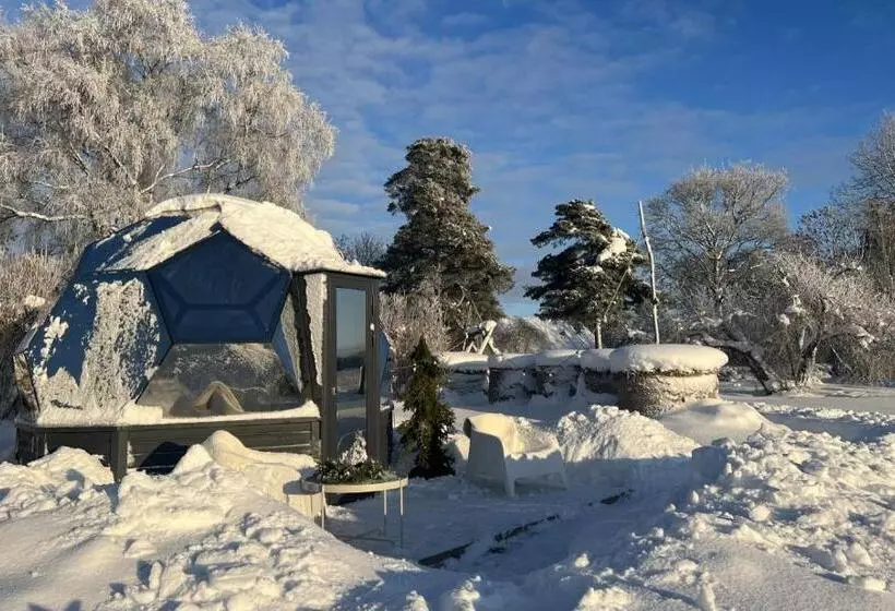 هتل 15 Minutit Haapsalust, ööbimine Klaaskuplis