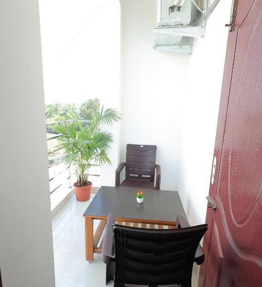 Hotel Royal Beach Service Apartment