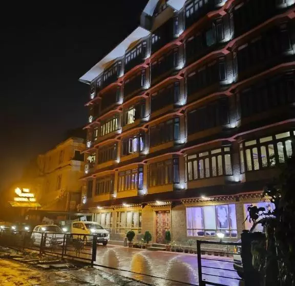 ホテル The Gangtok Heritage Inn