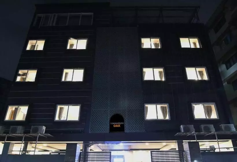 ホテル Super Townhouse Oak Sayhallo Ecstasy