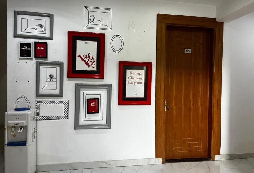 בית מלון כפרי Unitech Cyber Park Gurgaon