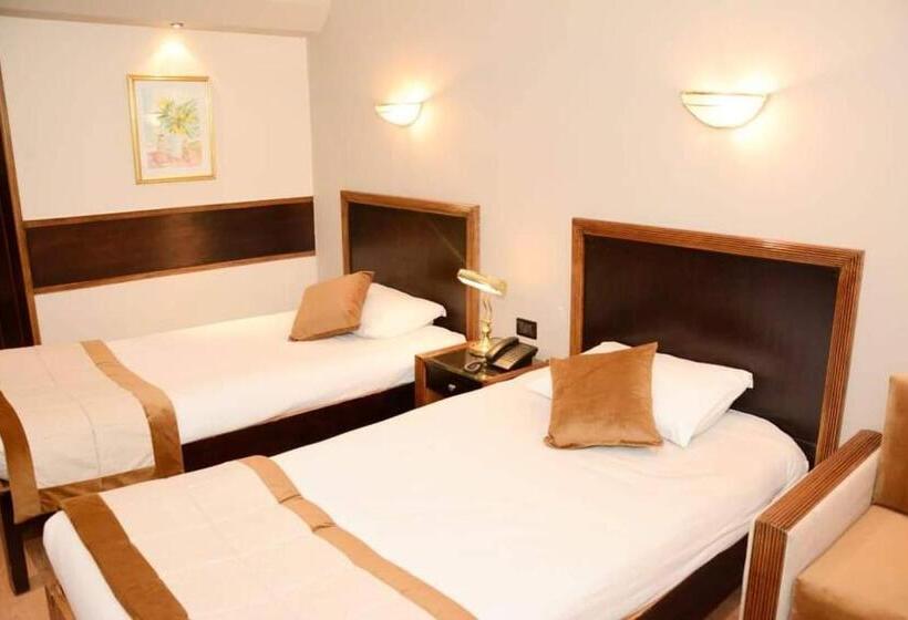 هتل Upper Sky Tours 5 Stars Nile Cruises Sailing From Luxor To Aswan Every Saturday & Monday For 4 Night