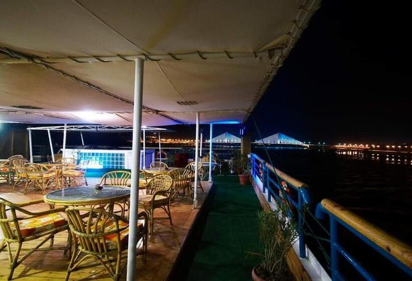 هتل Upper Sky Tours 5 Stars Nile Cruises Sailing From Luxor To Aswan Every Saturday & Monday For 4 Night
