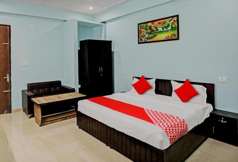 Oyo Flagship Hotel Umen