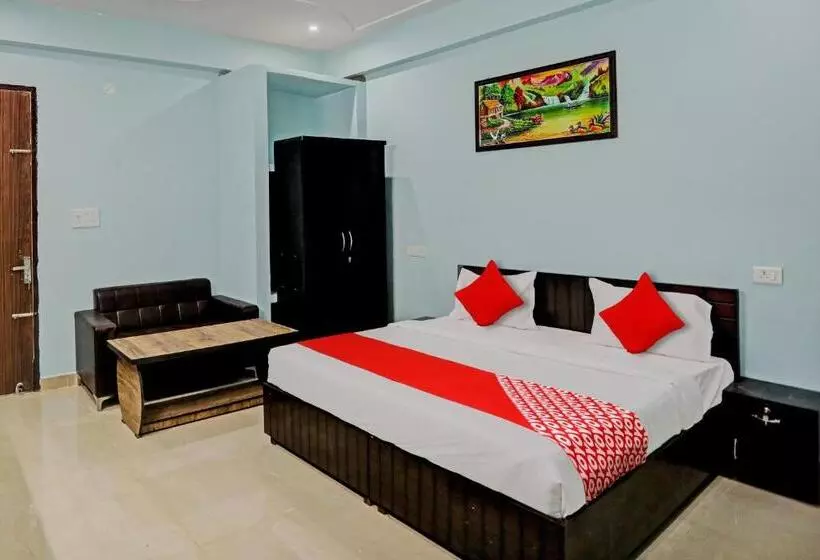 Oyo Flagship Hotel Umen