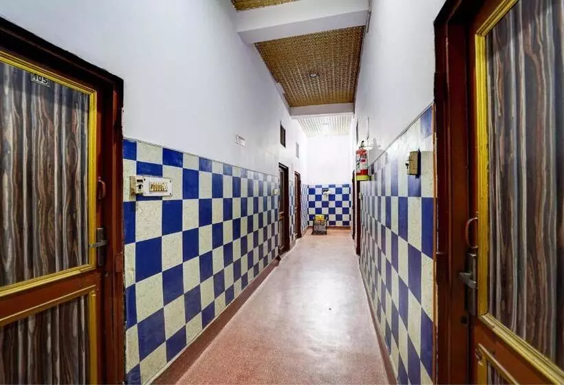 Oyo Hotel Sangam