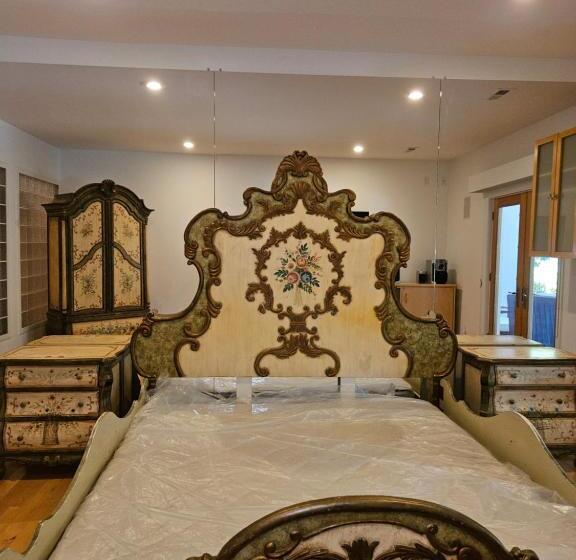 膳宿费 Beautiful Lake Front House