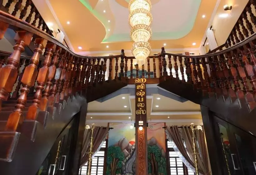 ペンション Hajiz Palace