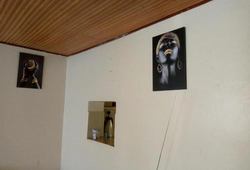 پانسیون Pelia Rose Guesthouse