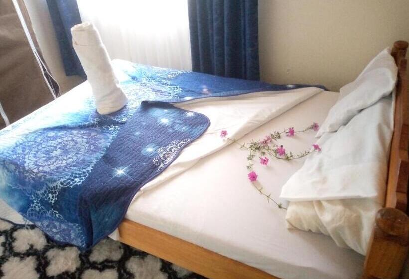 پانسیون Pelia Rose Guesthouse