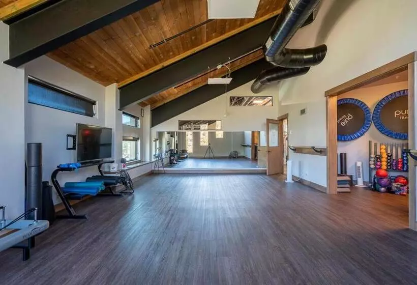 New Tamarron Lodge Unit Amazing Views And 10 Miles To Purgatory!