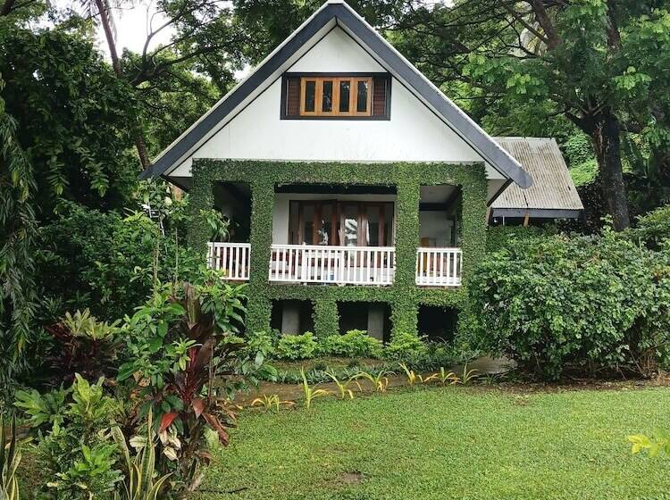 Waya Island Resort Adults Only