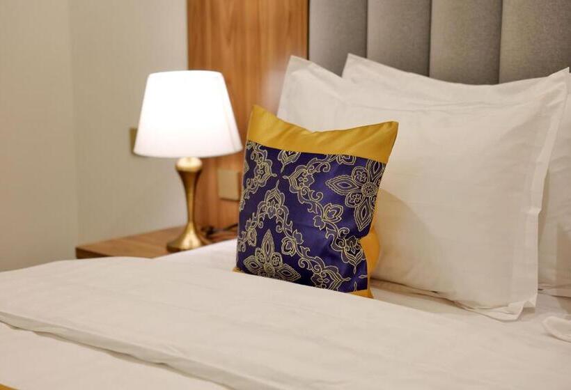 فندق الزوين   Alzuwain