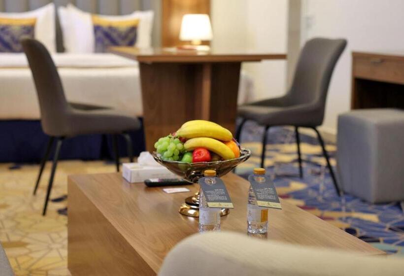 فندق الزوين   Alzuwain