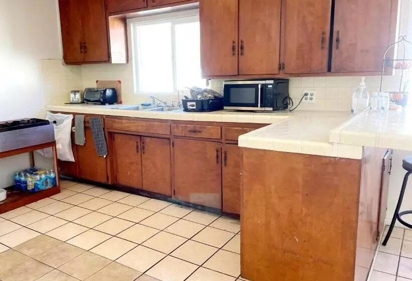 ユースホステル Humble Abode At El Monte