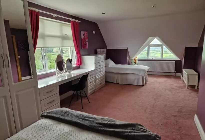Aamiaismajoitus (B&B) Mountain View Kingscourt