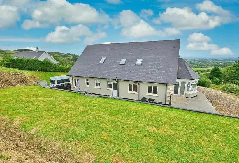 Aamiaismajoitus (B&B) Mountain View Kingscourt