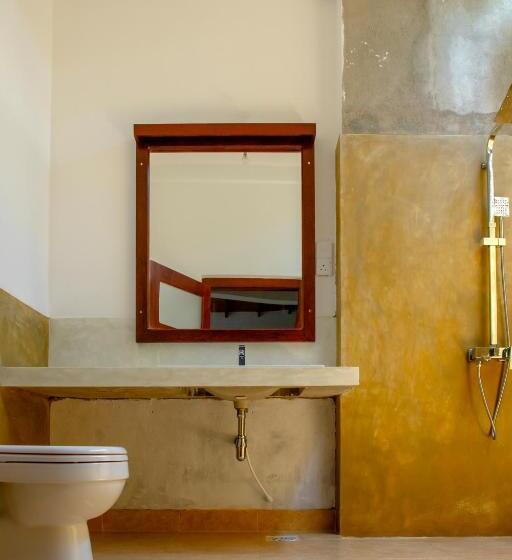 مبيت وإفطار Savindra Villa