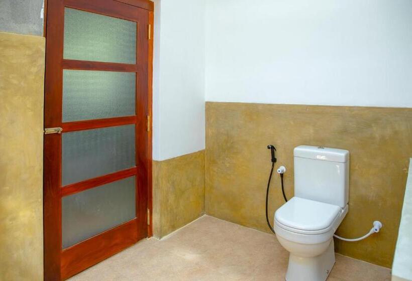 مبيت وإفطار Savindra Villa