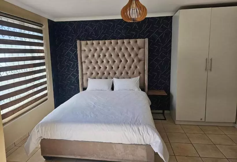 Aamiaismajoitus (B&B) Yello Guest House Ce2