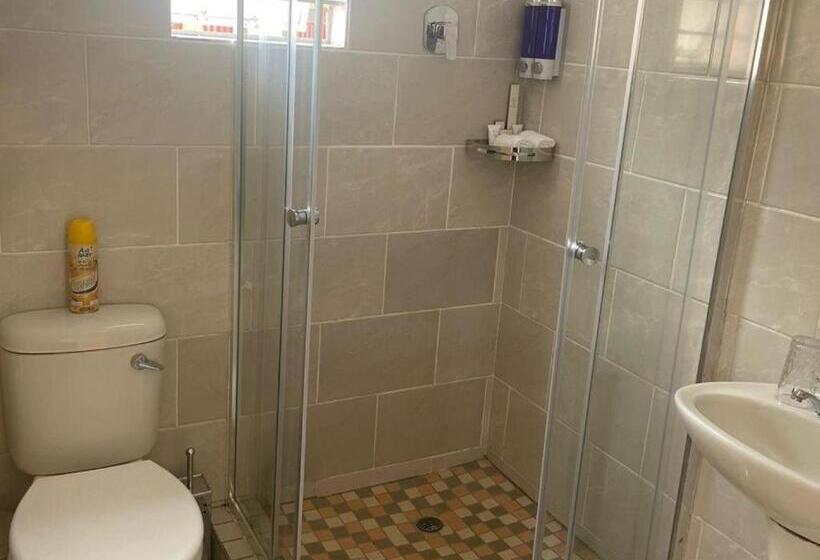 בית מלון כפרי Lily Park Themepark