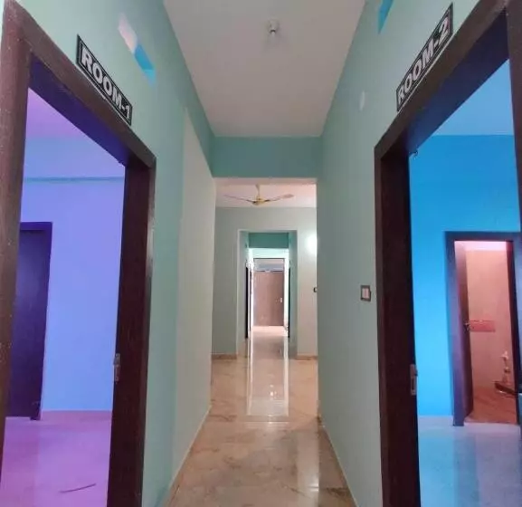 ホテル Oyo Radha Mohan Inn