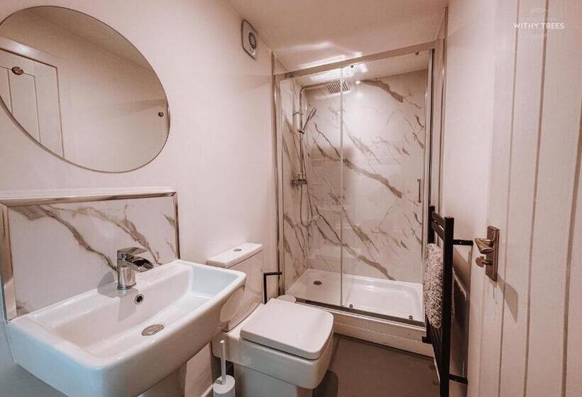 בית מלון כפרי Ye Olde Original Withy Trees