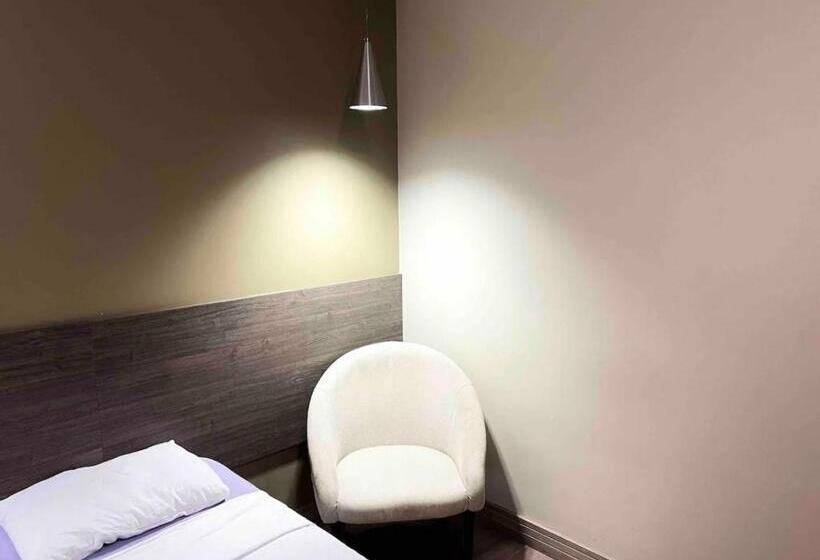 Iguassú Suítes   602