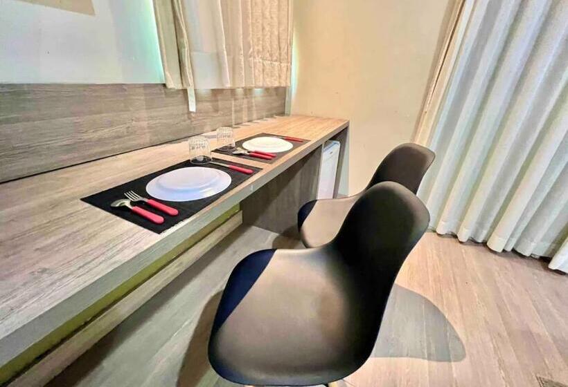 Iguassú Suítes   602