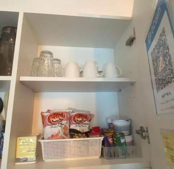 ペンション Condo Azure Staycation In Paranaque Beach View