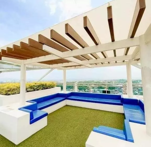ペンション Condo Azure Staycation In Paranaque Beach View
