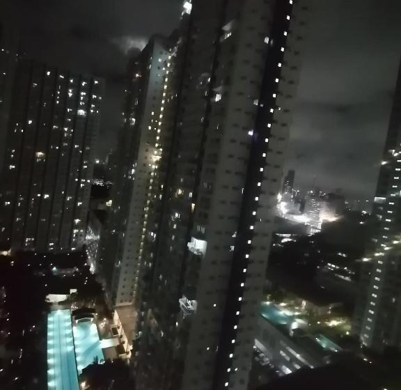 Panzió Jocelyn Staycation @grass Residences North Edsa