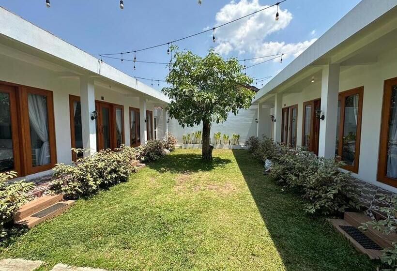 پانسیون Kinkeo Borobudur