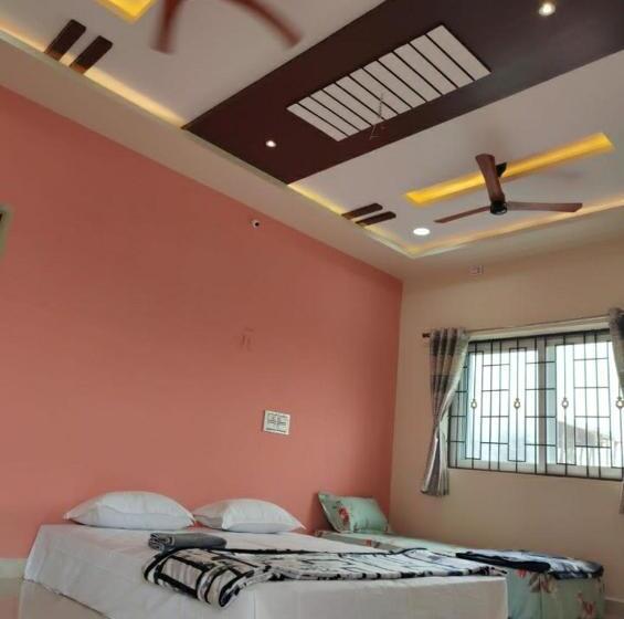 Пансион Mamatha Guest Inn