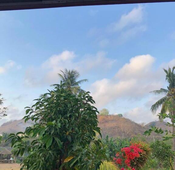 Pensió Rara Guest House