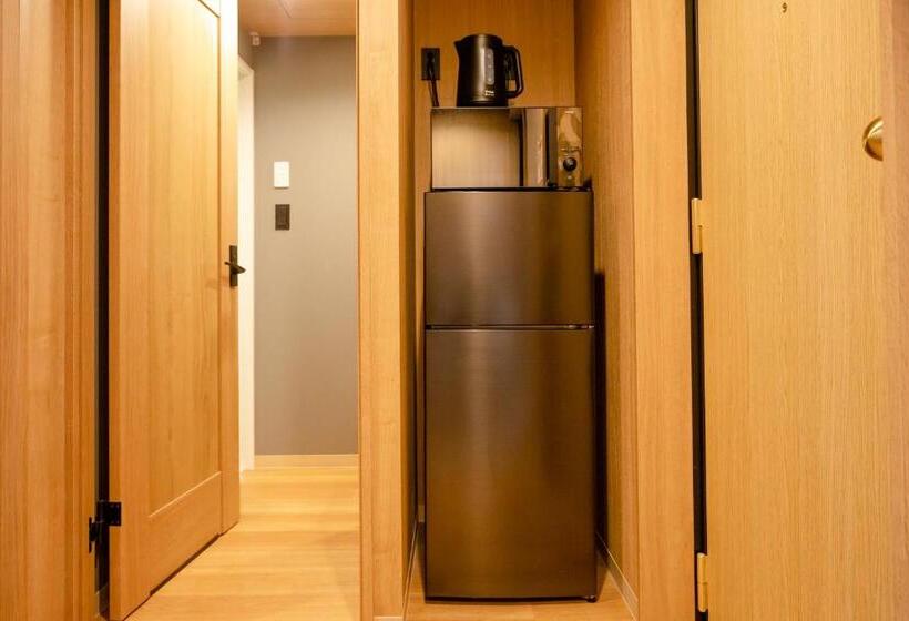 The Bonds Hotel Tokyo