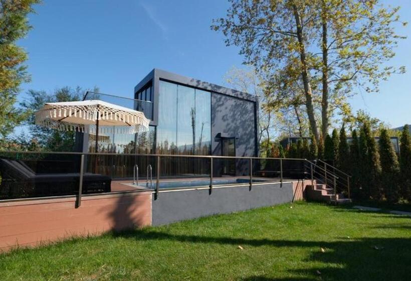 Velour Hotel Spa Restaurant