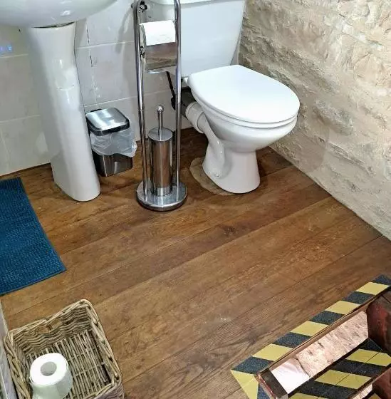 Aamiaismajoitus (B&B) Chambre Four à Pain à L Escale De Varaire