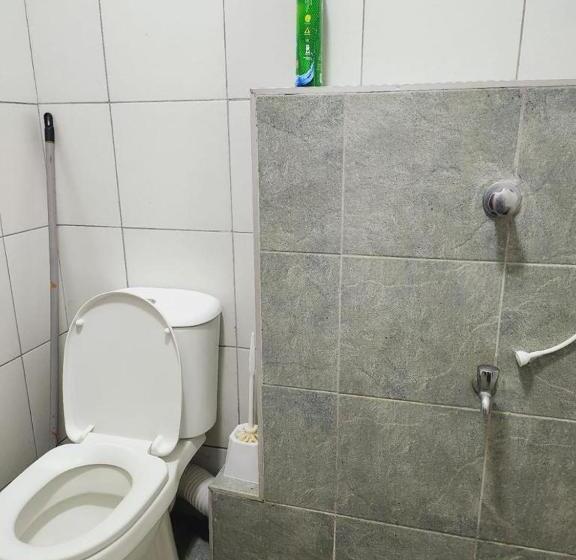 تختخواب و صبحانه Royalties