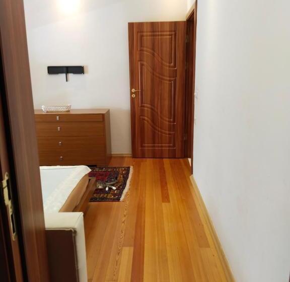 تختخواب و صبحانه özçelik Apartmanı